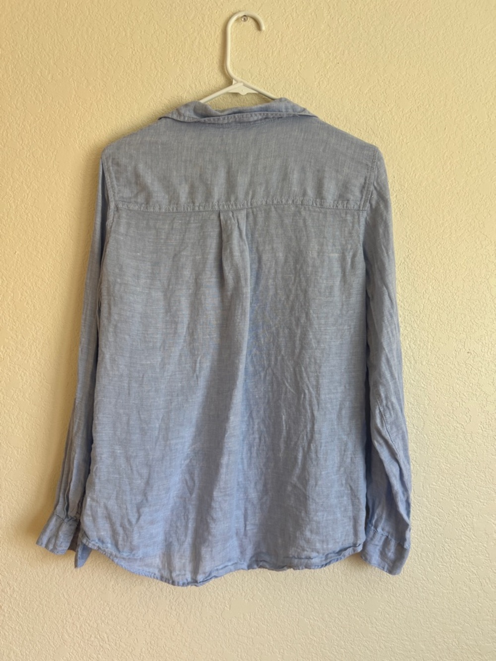 Tahari Linen Button Down Shirt - Picture 3 of 3
